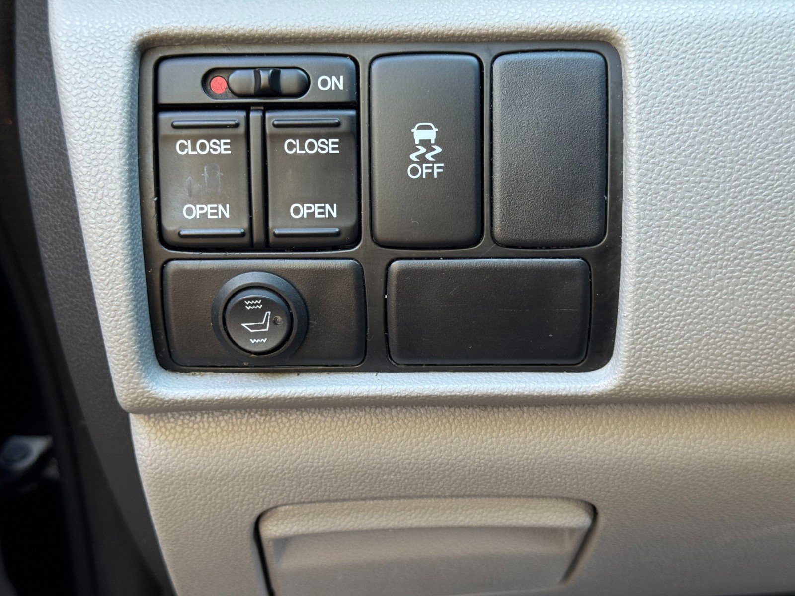 Used 2014 Honda Odyssey EX image 16