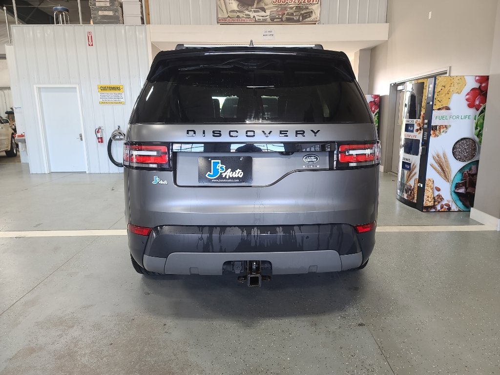 Used 2019 Land Rover Discovery HSE image 6