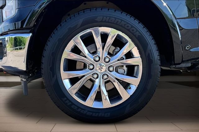 Used 2017 Ford F150 King Ranch w/ Equipment Group 601A Luxury AWD/4WD image 9