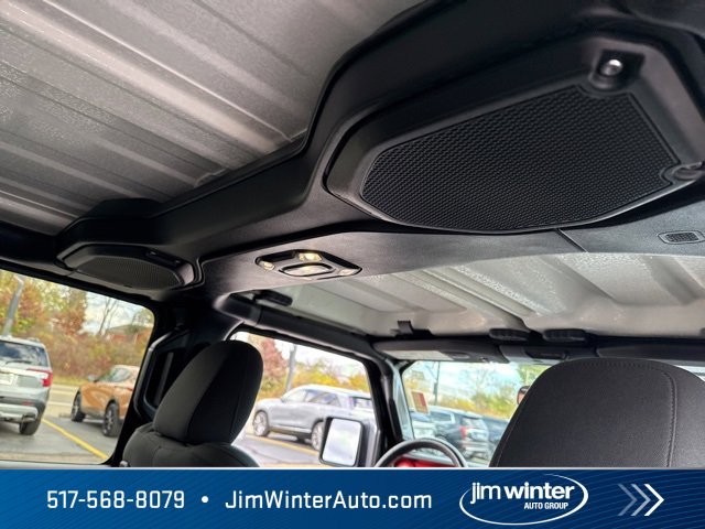 Used 2020 Jeep Wrangler Unlimited Rubicon w/ Steel Bumper Group image 17