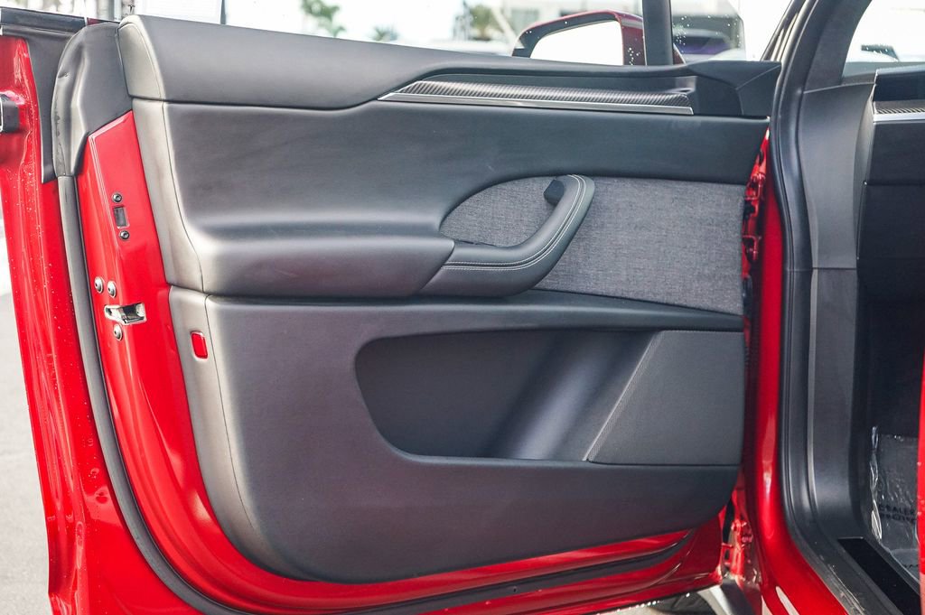 Used 2024 Tesla Model X Plaid image 24