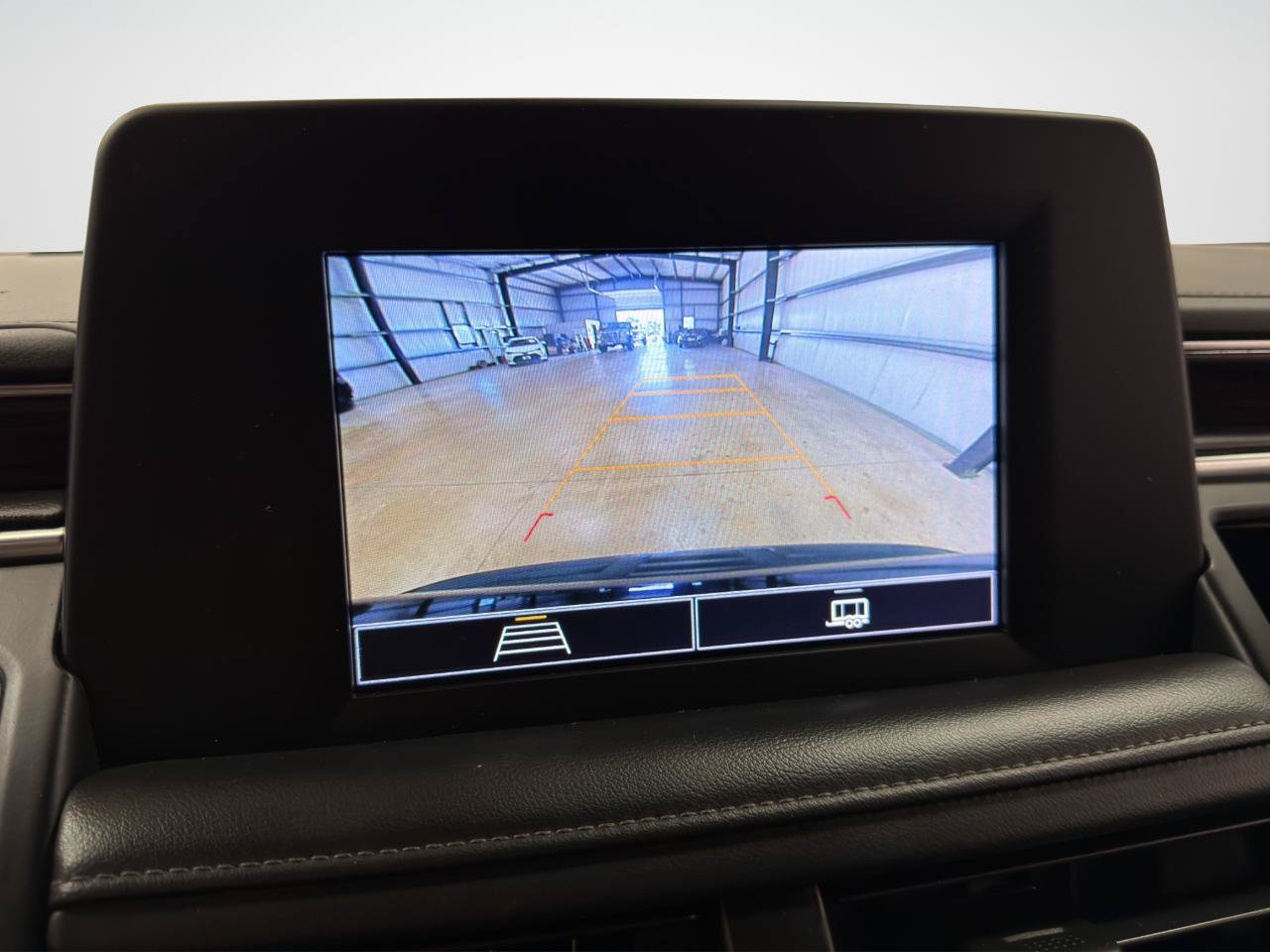 Used 2022 Chevrolet Tahoe 2WD w/ Remote Keyless Entry Package image 17