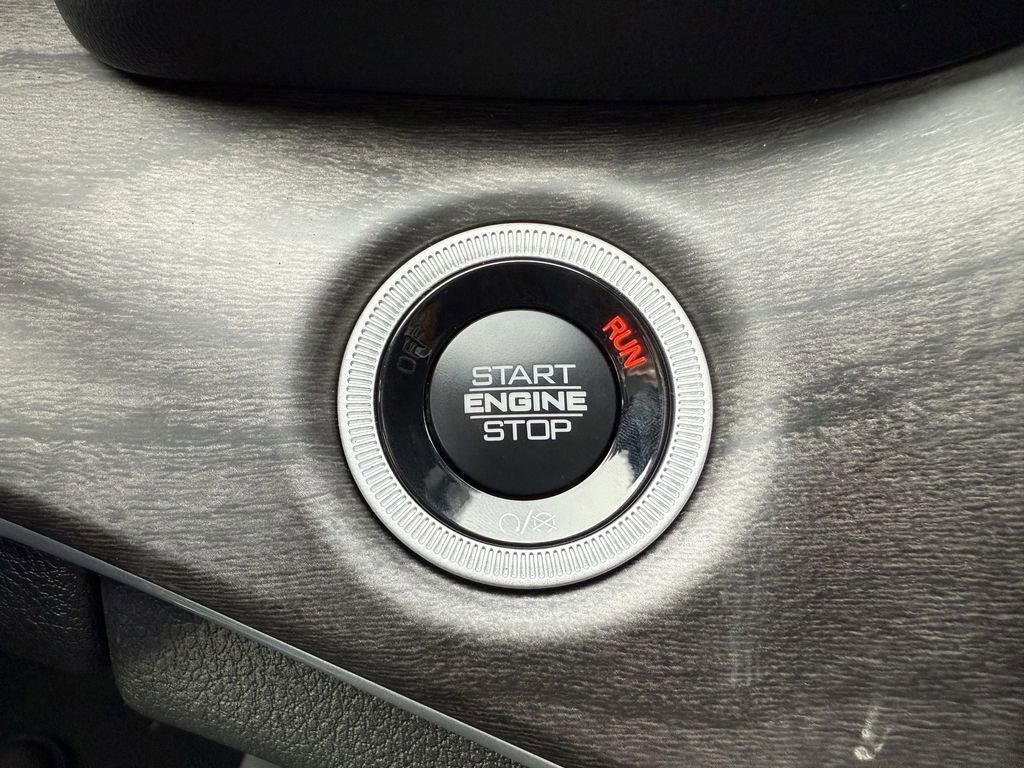 New 2025 Jeep Grand Cherokee Limited image 21