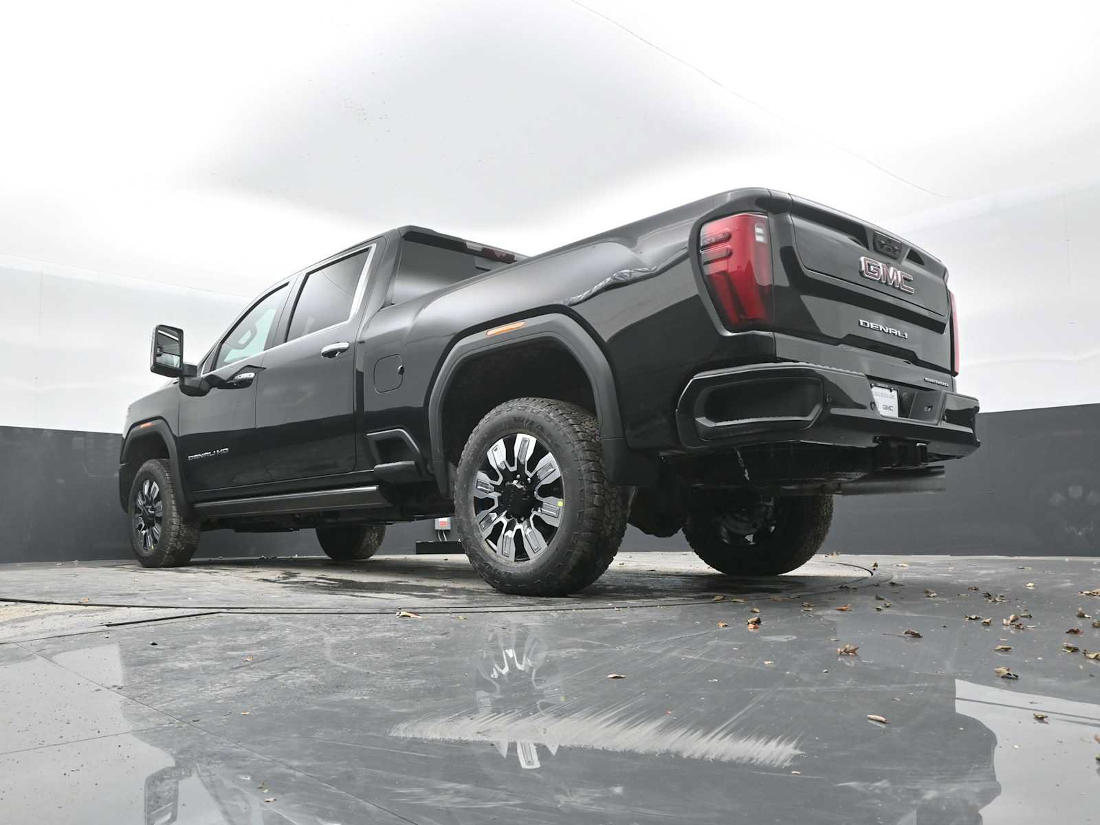 Used 2026 GMC Sierra 2500 Denali w/ Denali Reserve Package AWD/4WD image 38