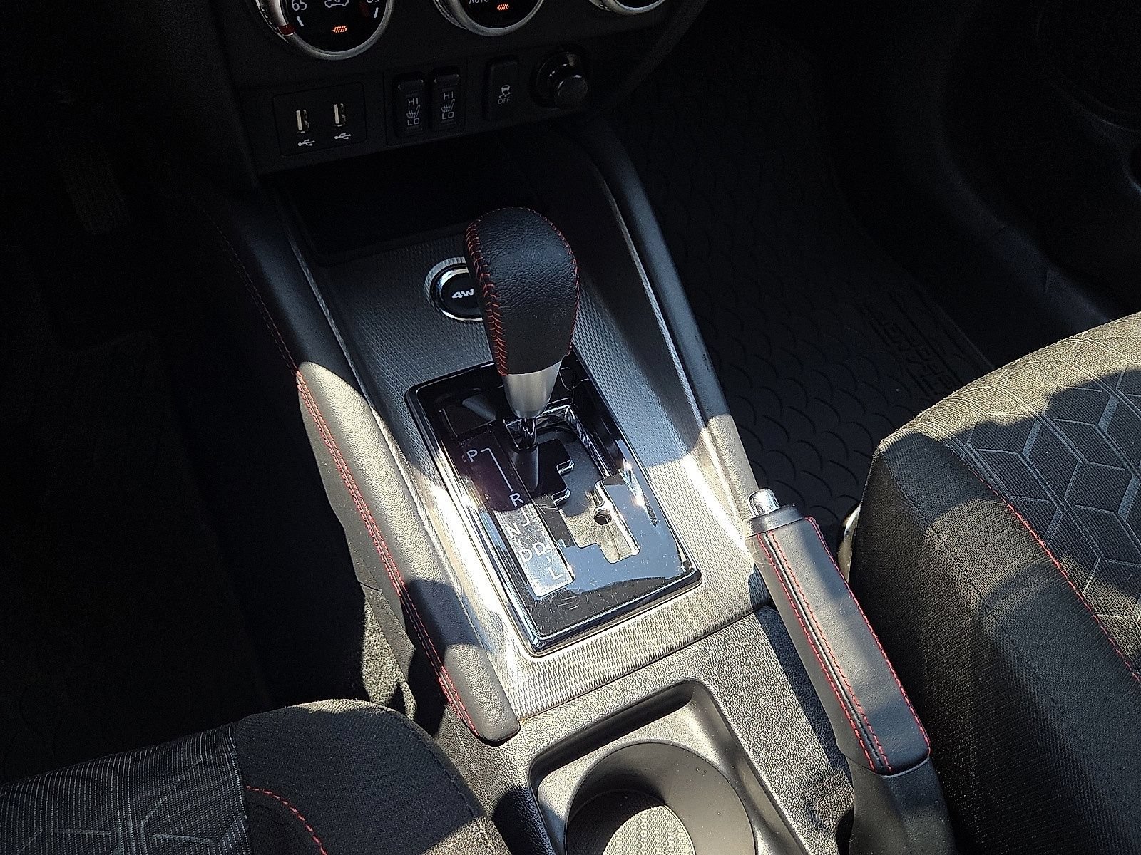 Used 2026 Mitsubishi Outlander Sport ES AWD/4WD image 30