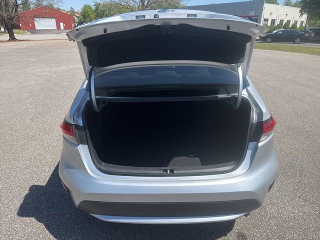 Used 2022 Toyota Corolla LE image 15