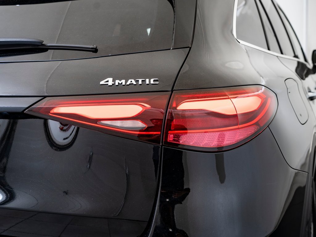 Certified 2025 Mercedes-Benz GLC 300 4MATIC image 9