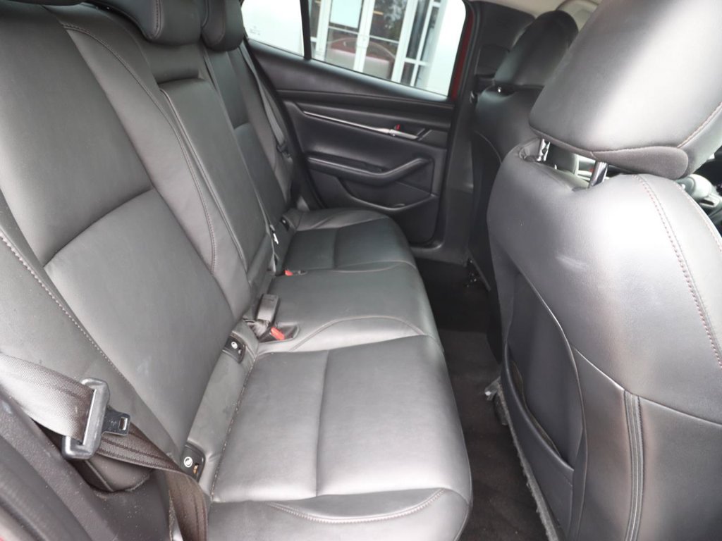 Used 2022 MAZDA MAZDA3 s FWD image 21