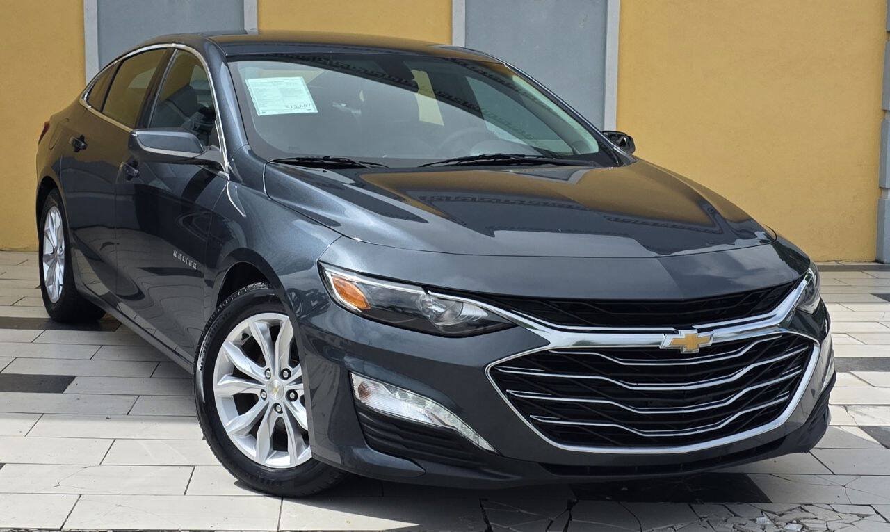 Used 2020 Chevrolet Malibu LT FWD image 2