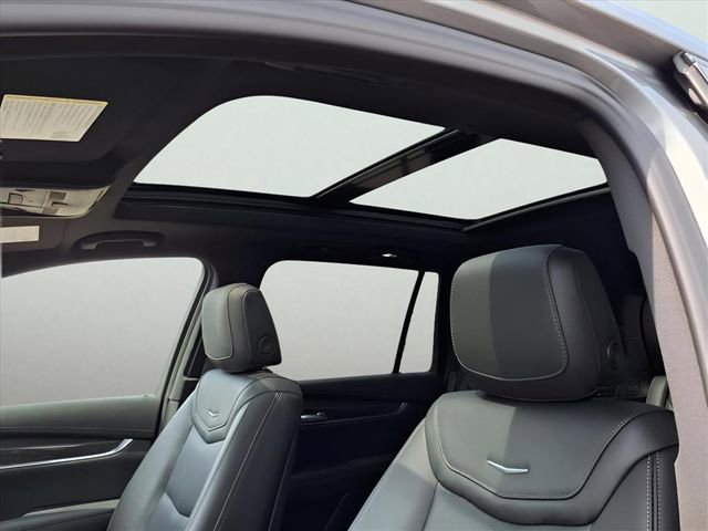 Used 2023 Cadillac XT6 Sport image 19