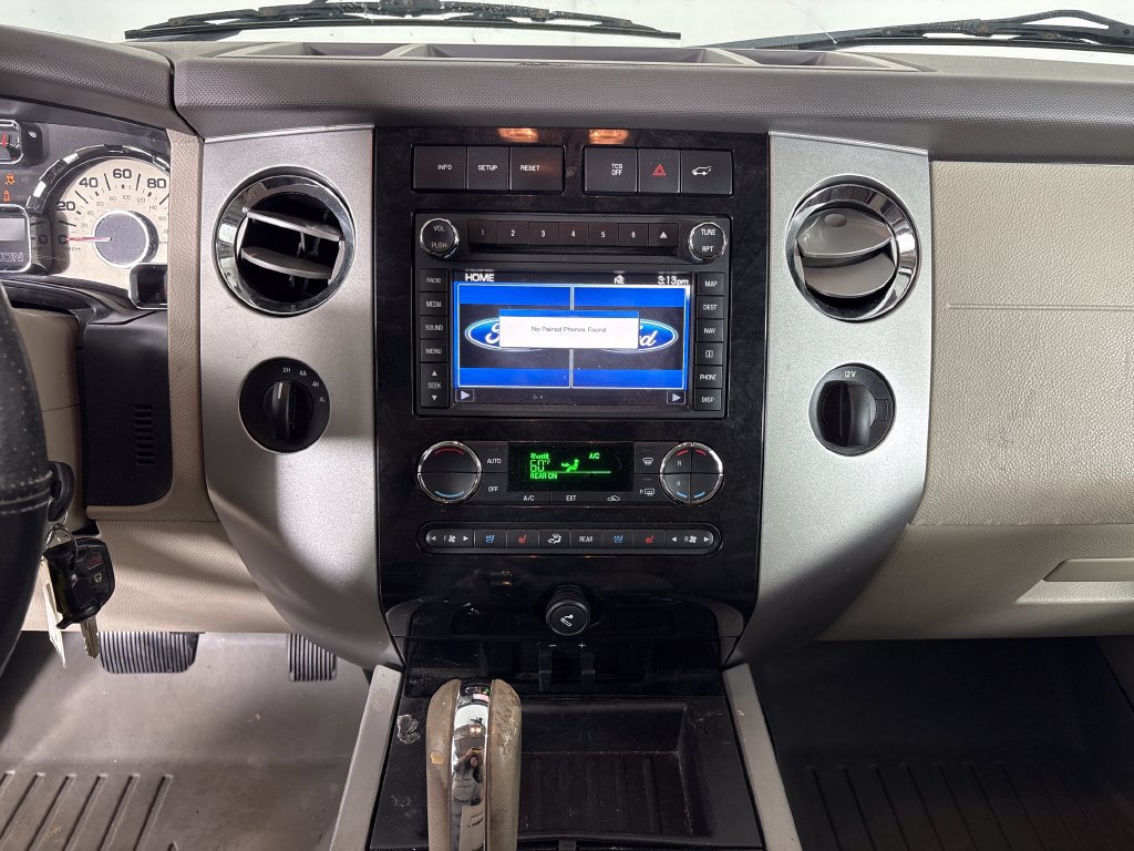 Used 2013 Ford Expedition Limited AWD/4WD image 30