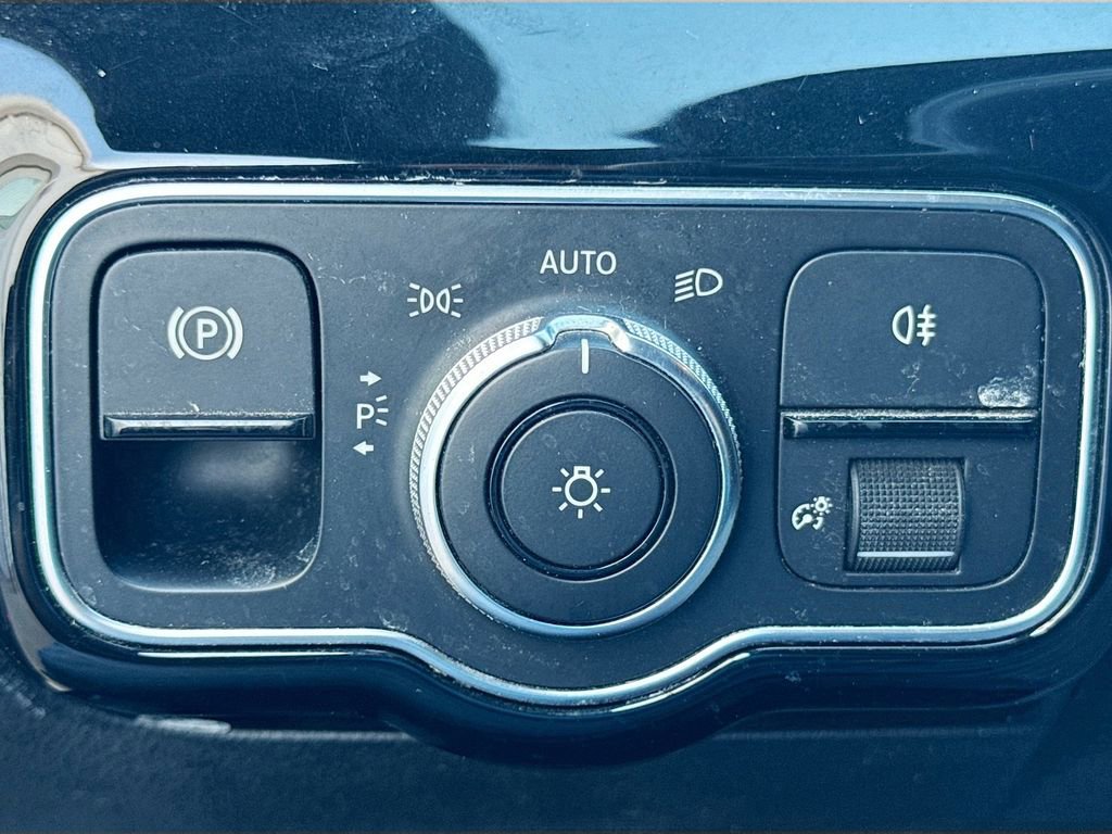 Used 2020 Mercedes-Benz CLA 250 4MATIC image 10