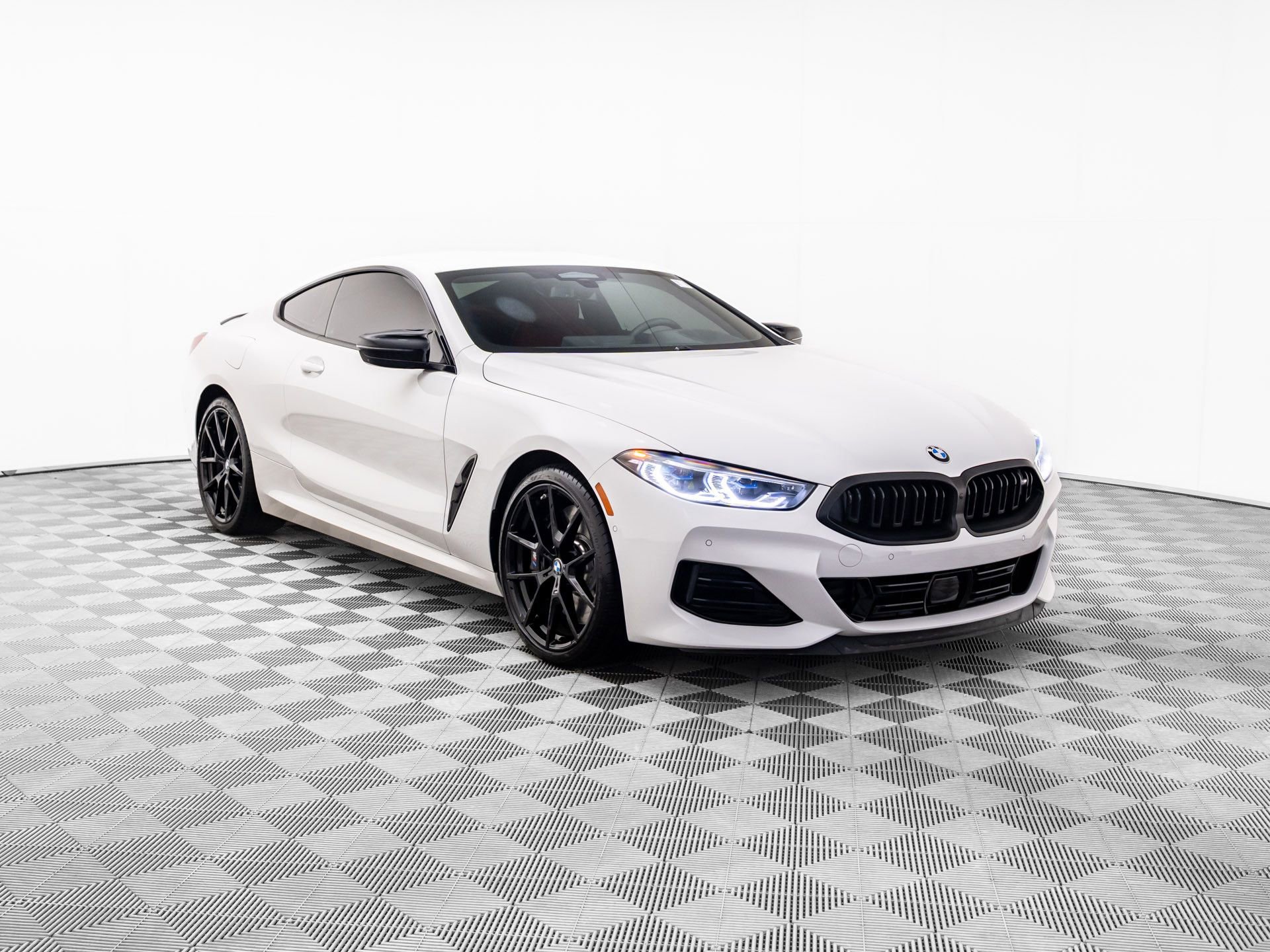 Certified 2025 BMW M850i xDrive Coupe AWD/4WD image 9