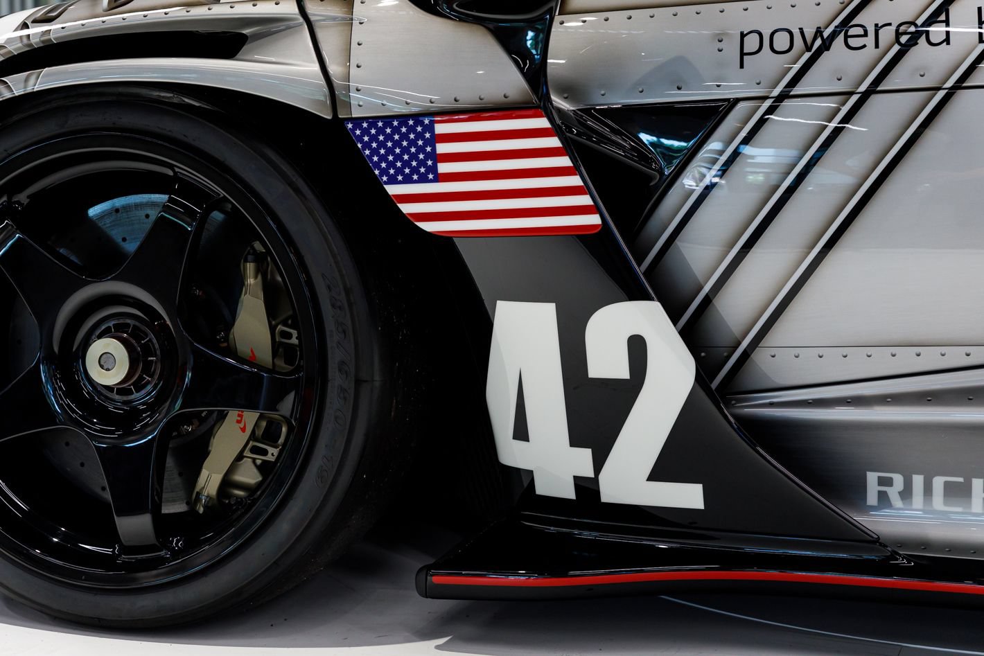 Used 2020 McLaren Senna RWD image 56