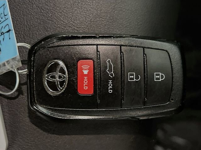 Used 2023 Toyota Venza Nightshade AWD/4WD image 33