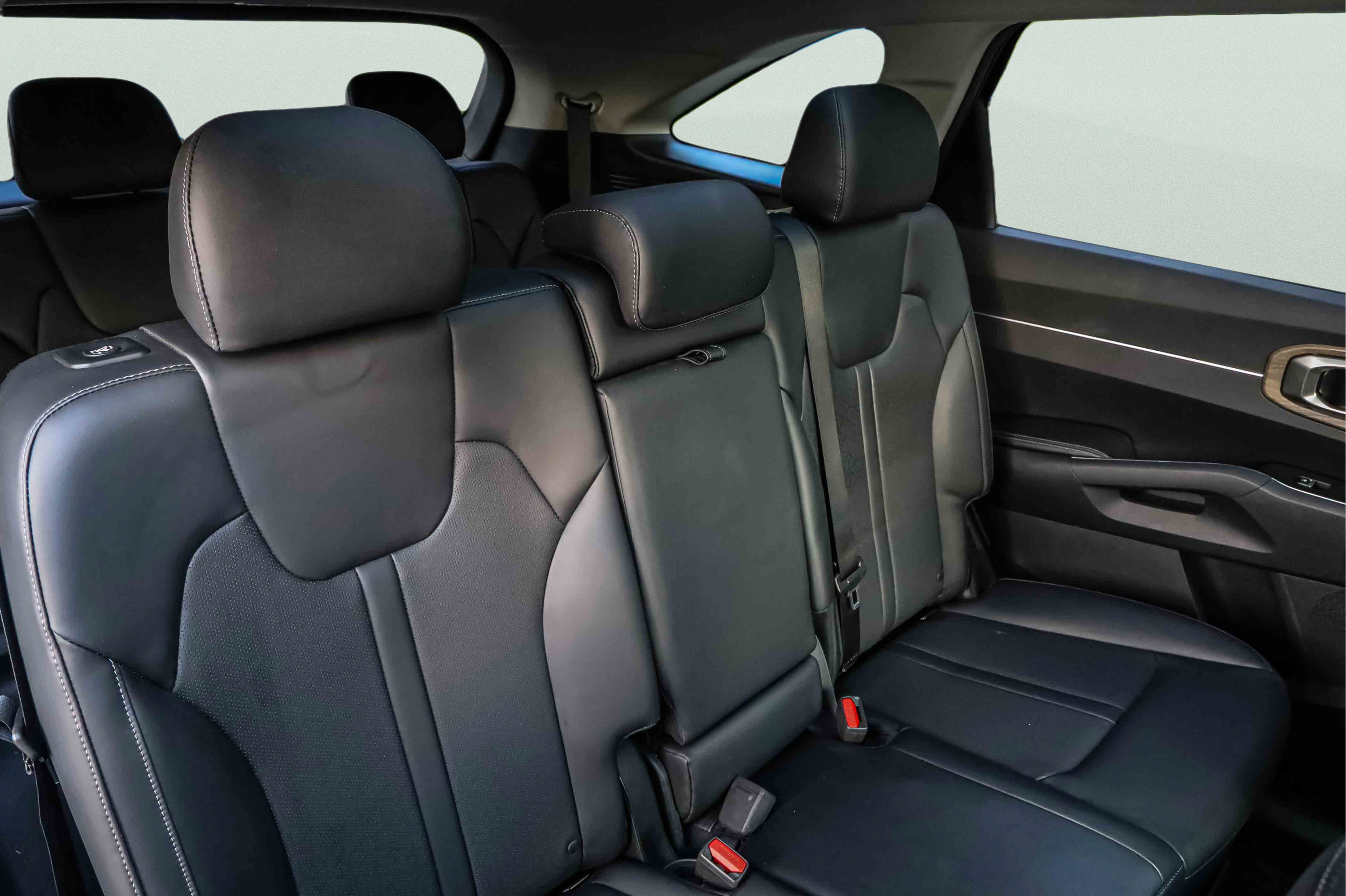 Certified 2023 Kia Sorento S w/ Panoramic Sunroof Package AWD/4WD image 24