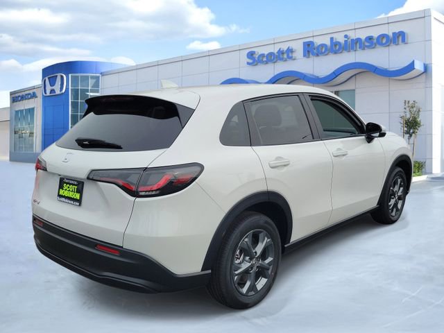 New 2026 Honda HR-V LX image 4