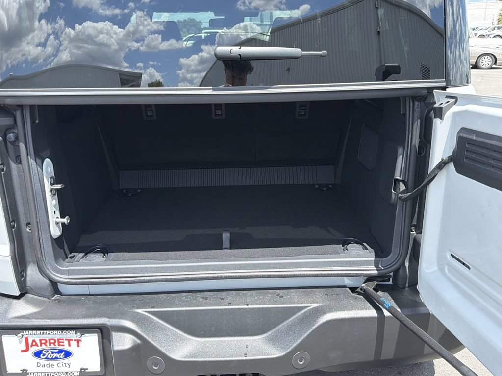 New 2026 Ford Bronco Outer Banks AWD/4WD image 10