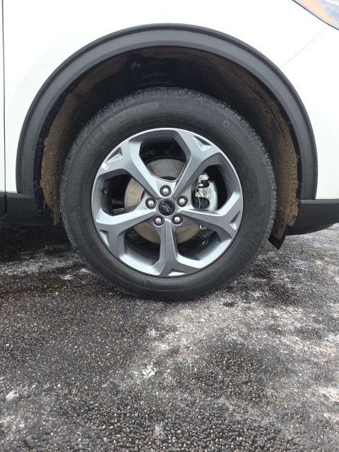 Certified 2025 Ford Escape ST-Line w/ Tech Pack #1 image 5