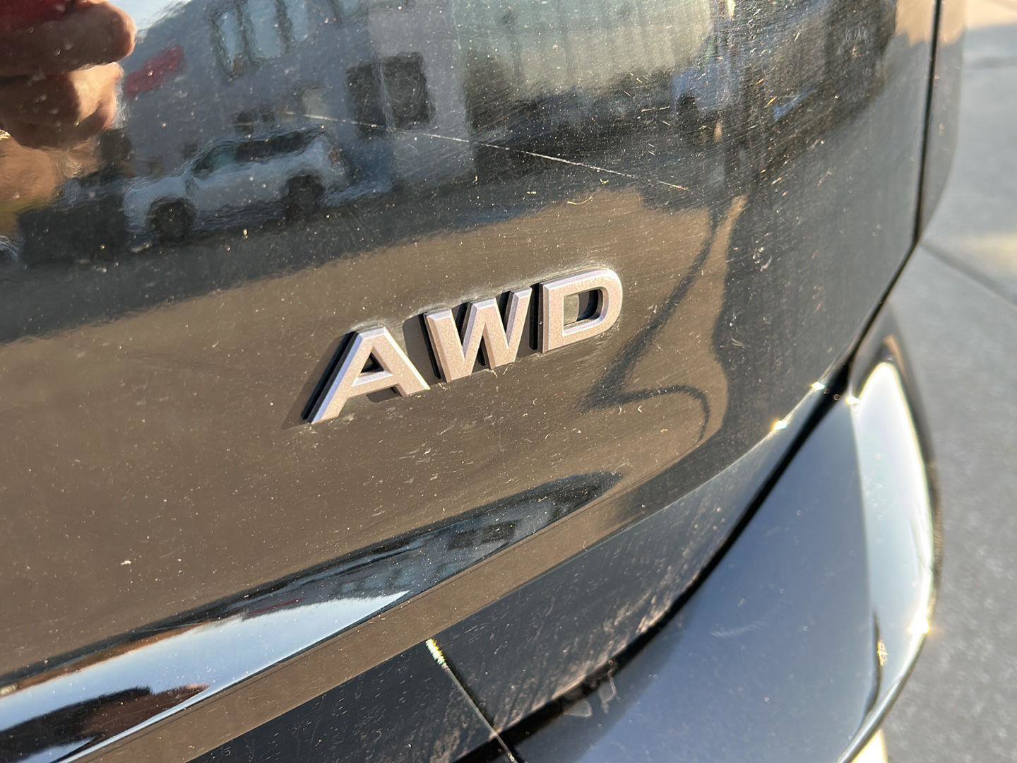 Used 2025 Nissan Rogue S image 15