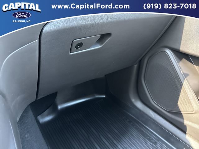 Used 2024 Ford Explorer Platinum w/ Technology Package AWD/4WD image 28