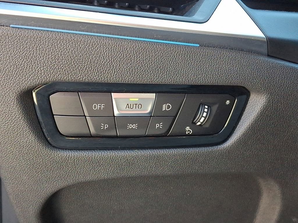 Used 2023 BMW i4 eDrive40 w/ Premium Package image 27