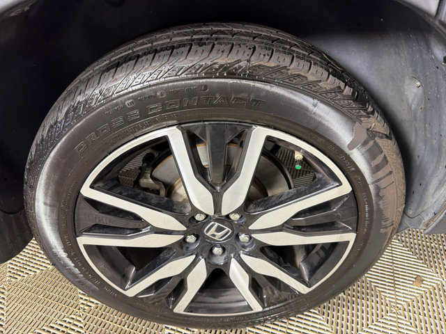 Used 2019 Honda Pilot Touring image 19