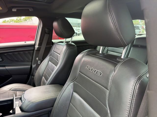 Used 2013 Ford Taurus SHO AWD/4WD image 25