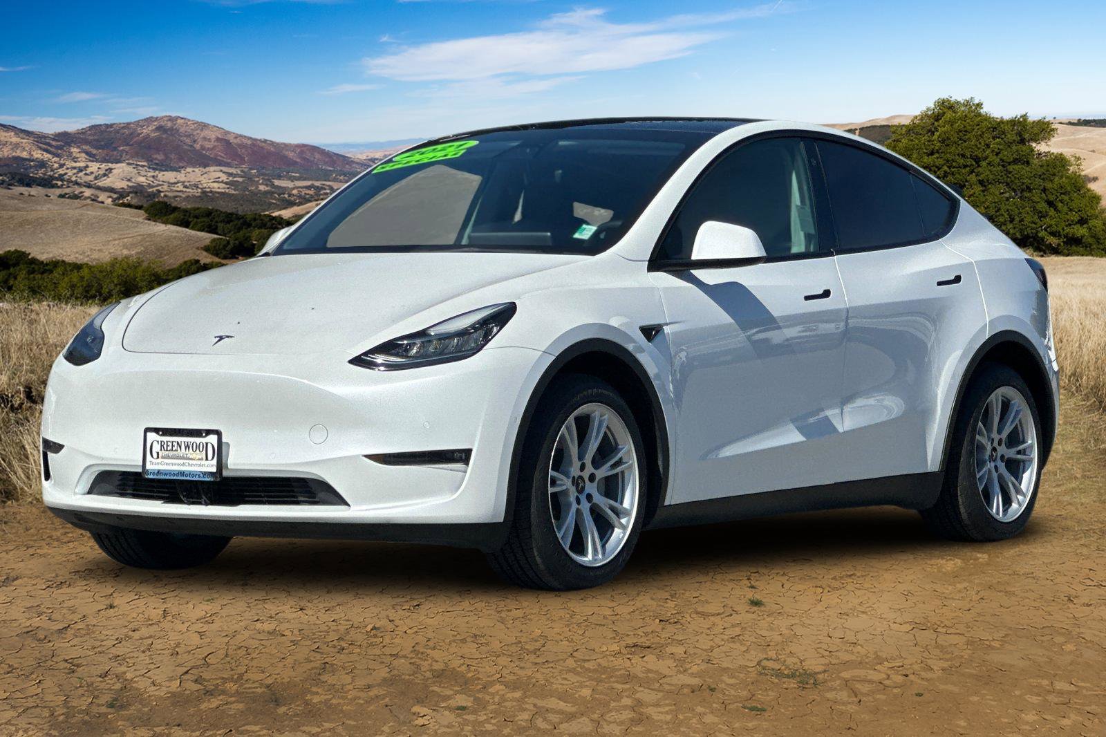 Used 2021 Tesla Model Y Long Range image 8