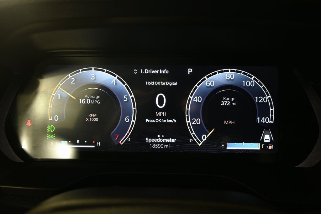 Used 2023 Jeep Grand Cherokee Limited image 28