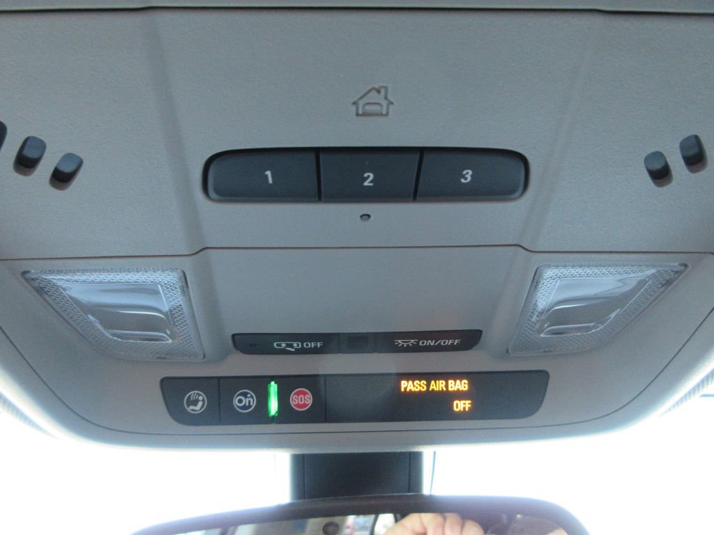 Certified 2019 Chevrolet Equinox Premier image 35