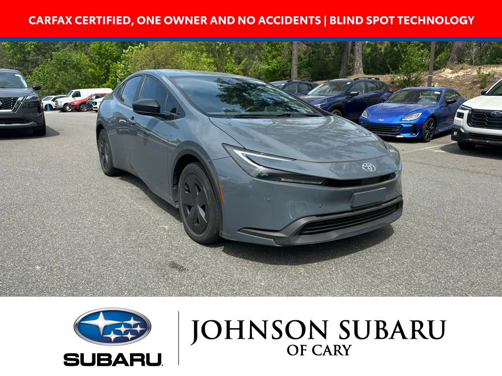 Used 2023 Toyota Prius LE image 1