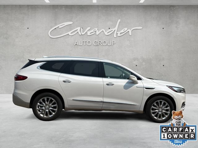 Used 2020 Buick Enclave Essence w/ Sound and Sites Package FWD image 17