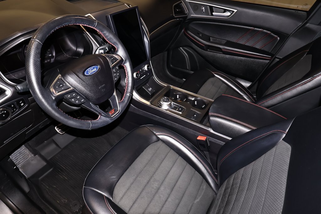 Certified 2023 Ford Edge ST-Line image 33