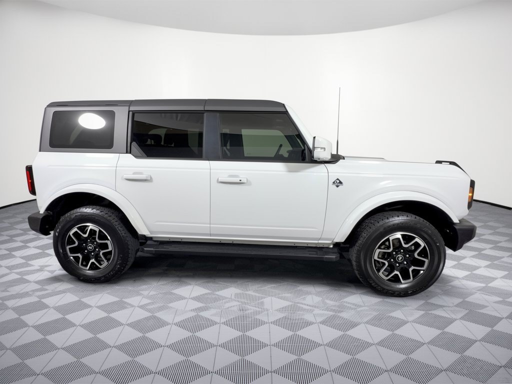 Used 2024 Ford Bronco Outer Banks AWD/4WD image 8