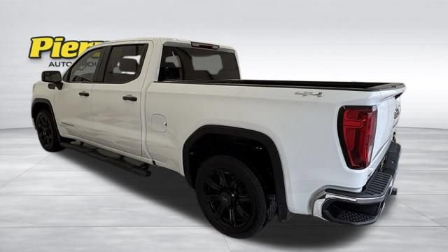 Used 2021 GMC Sierra 1500 4x4 Crew Cab w/ Sierra Value Package image 2