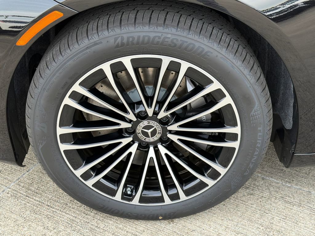 New 2026 Mercedes-Benz S 580 4MATIC Sedan image 12