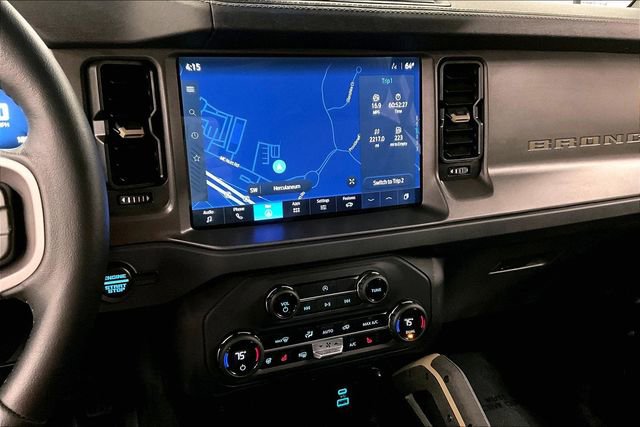 Used 2025 Ford Bronco Badlands image 27