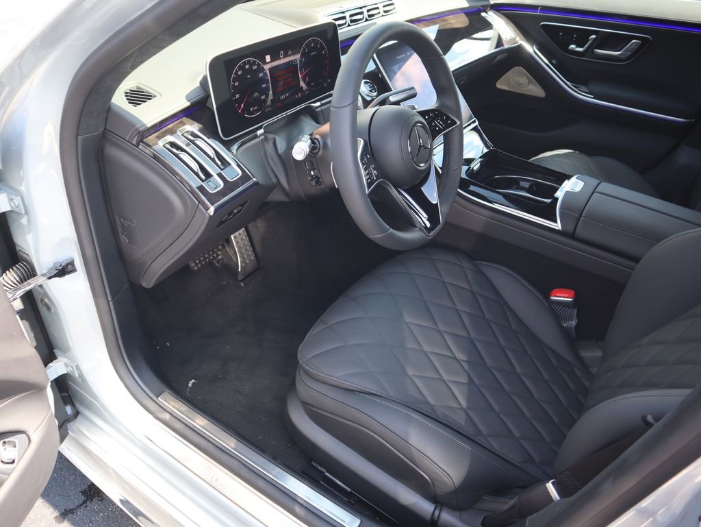 New 2026 Mercedes-Benz S 580 4MATIC Sedan image 12