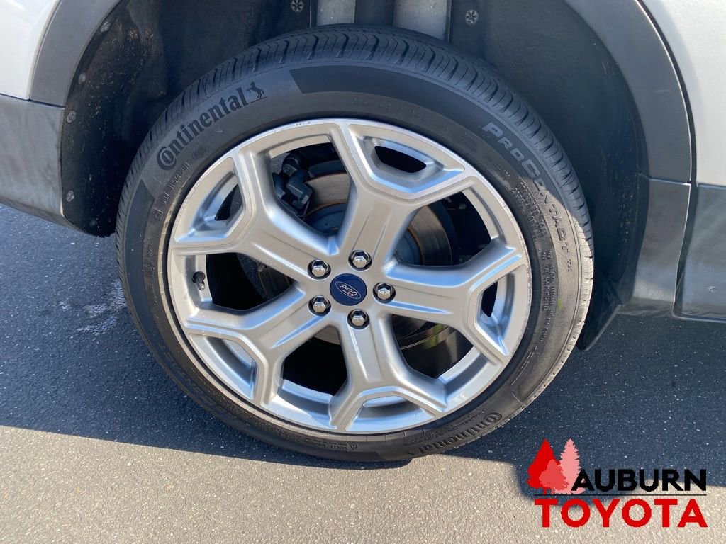 Used 2019 Ford Escape Titanium FWD image 10