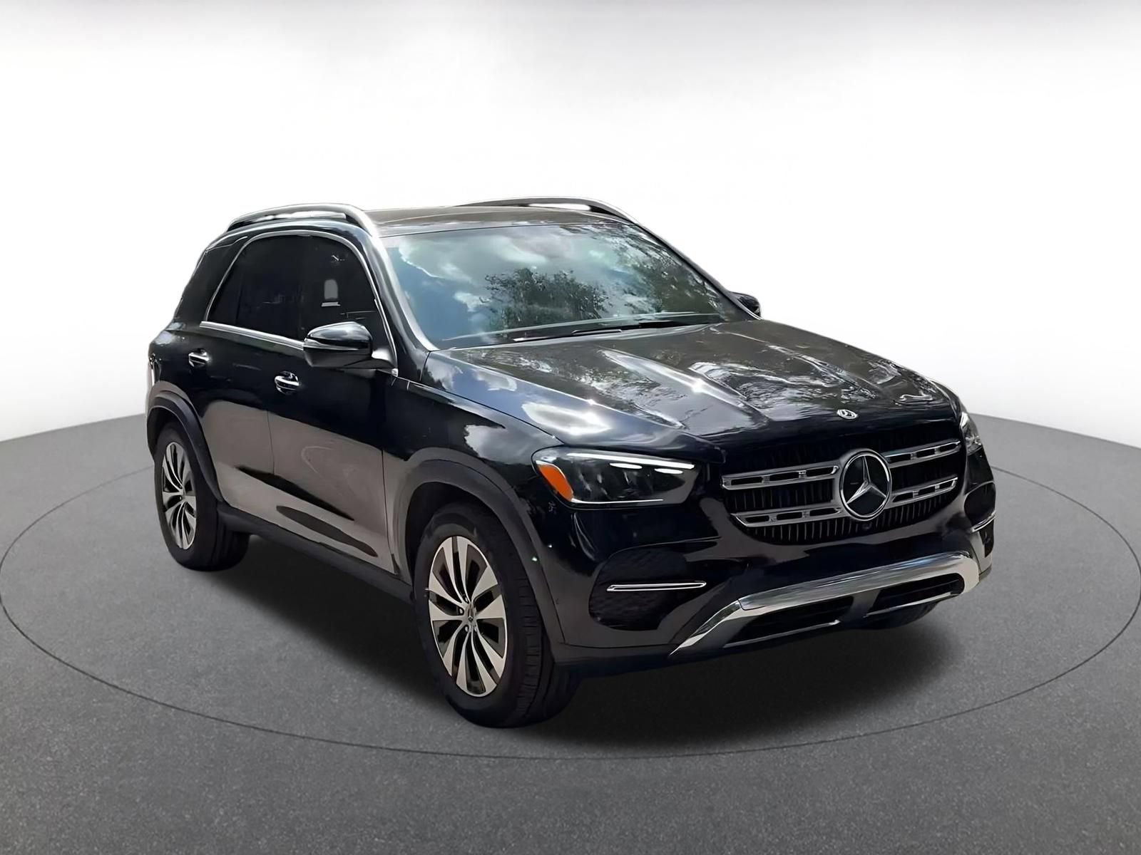 Used 2026 Mercedes-Benz GLE 350 4MATIC image 3