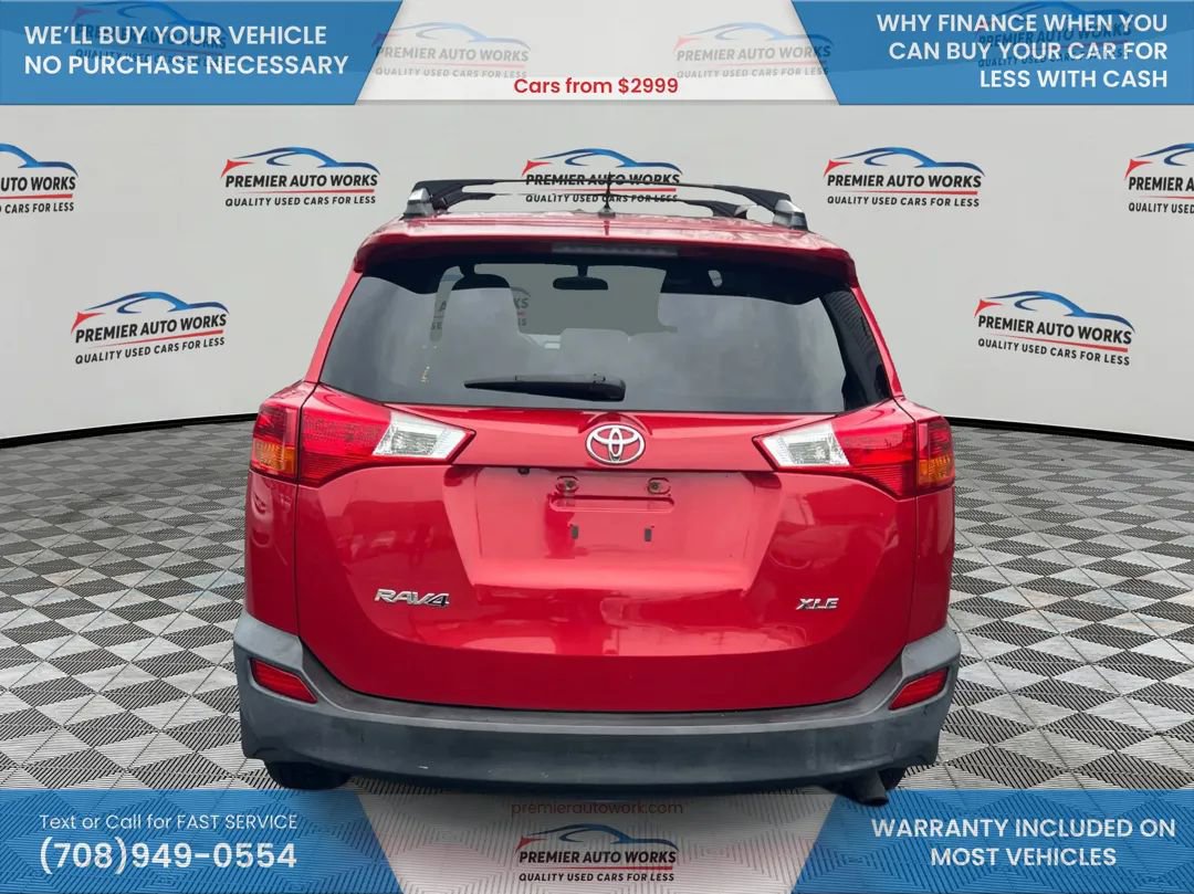 Used 2013 Toyota RAV4 XLE FWD image 5