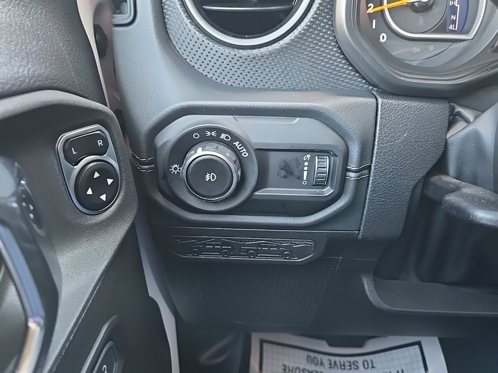 New 2025 Jeep Wrangler Unlimited Rubicon image 46