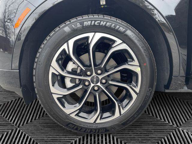 New 2026 Lincoln Nautilus Reserve AWD/4WD image 14