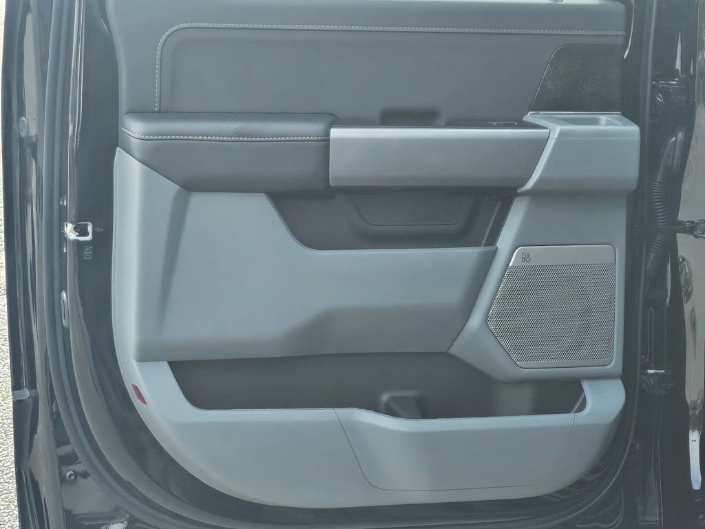 New 2025 Ford F150 Lightning Flash image 28