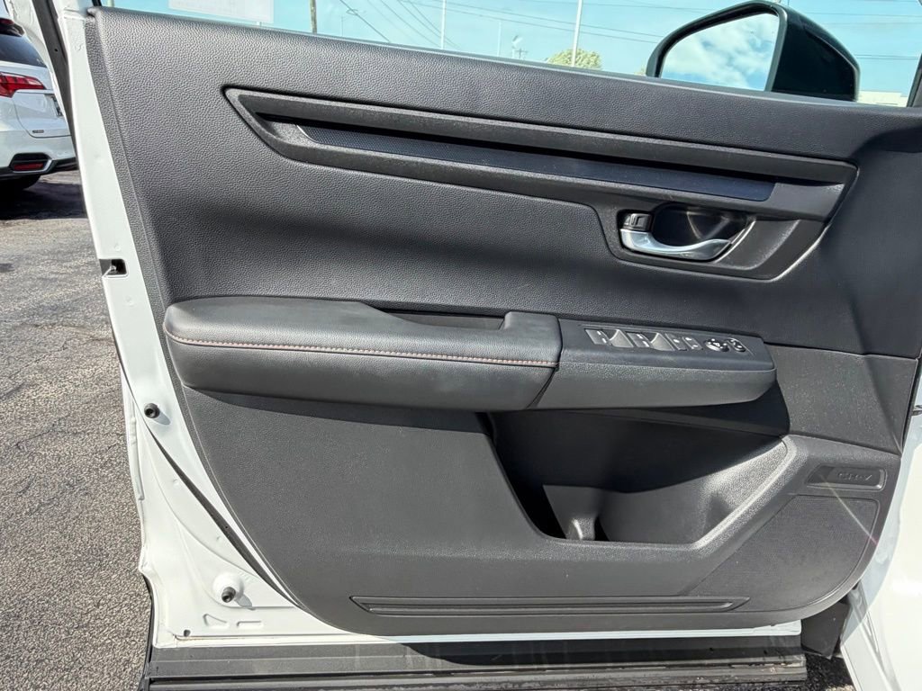 Used 2023 Honda CR-V Sport image 14