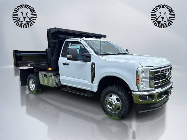 New 2026 Ford F350 XL w/ XL Chrome Package AWD/4WD image 3