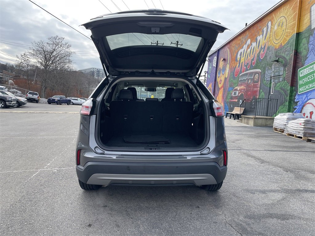 Used 2023 Ford Edge SEL image 13
