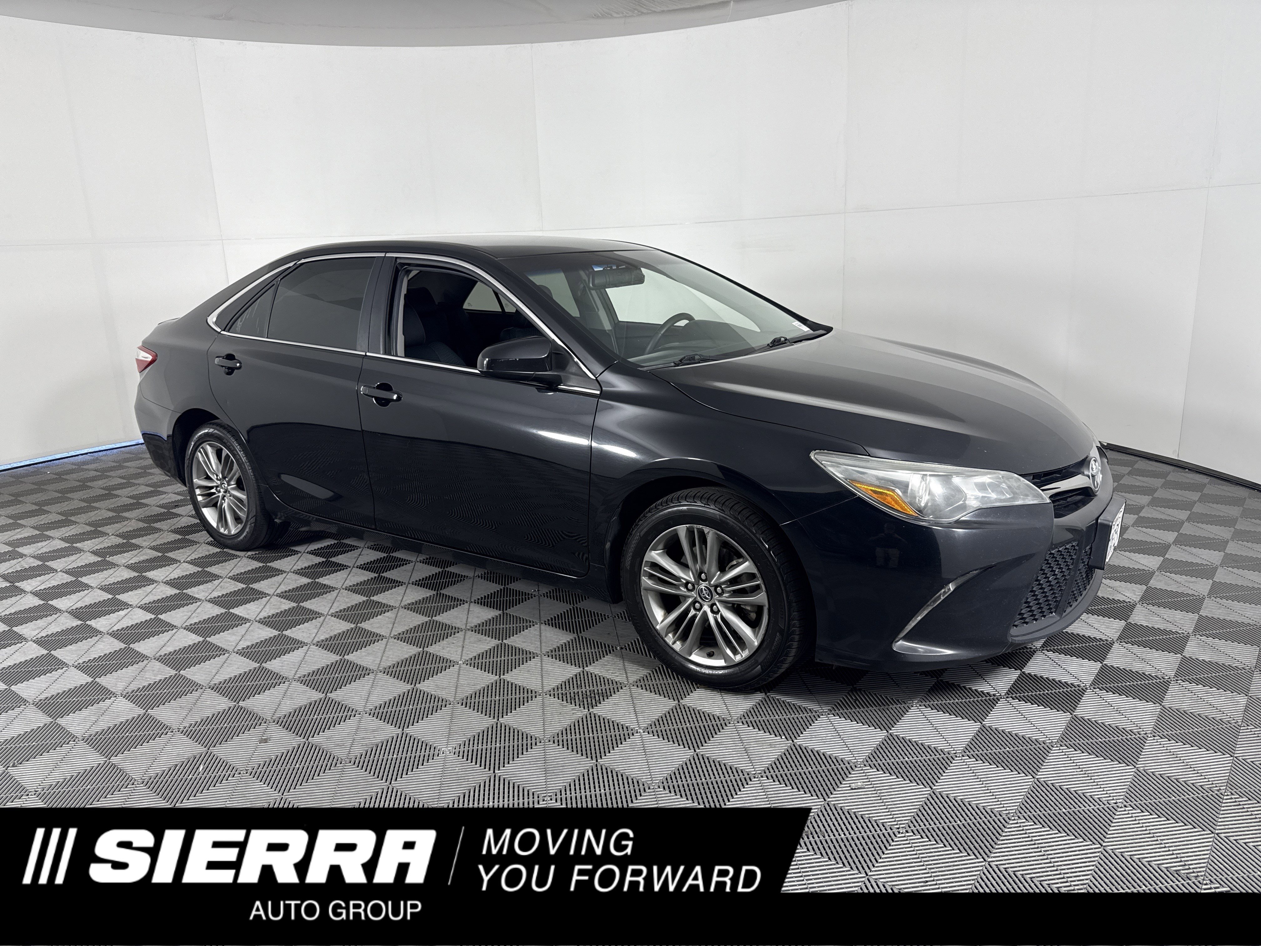 Used 2015 Toyota Camry SE