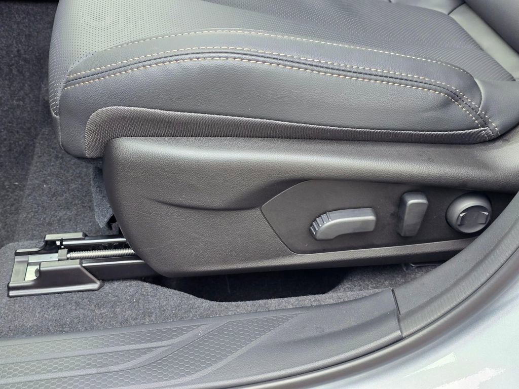 New 2026 Subaru Outback Limited image 13